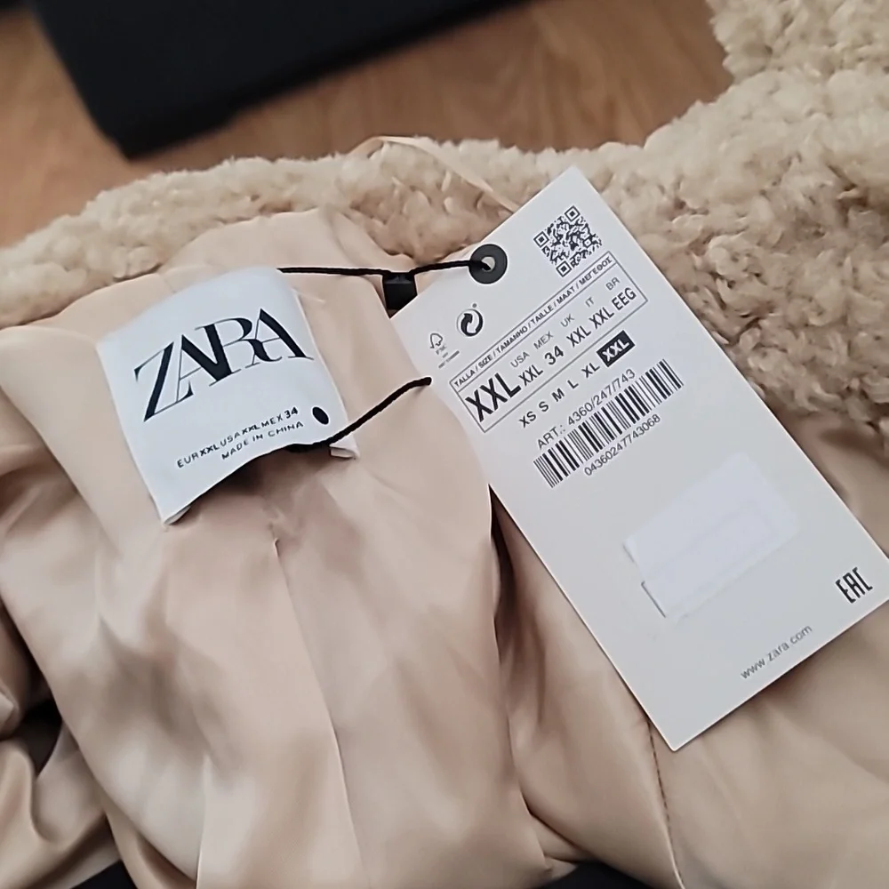 ZARA Teddy Coat - Picture 5 of 5
